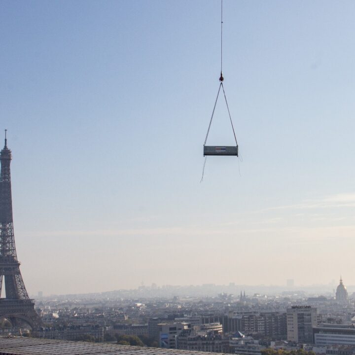 8bfdcb7f-eb77-47e1-9be9-3f761d3def61